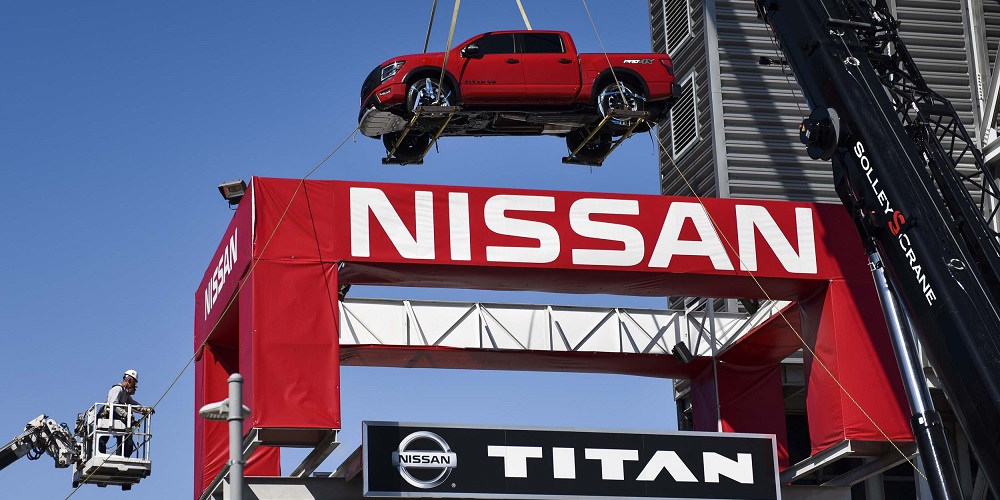 to-nissan-titan-epano-sto-nissan-stadium-476391