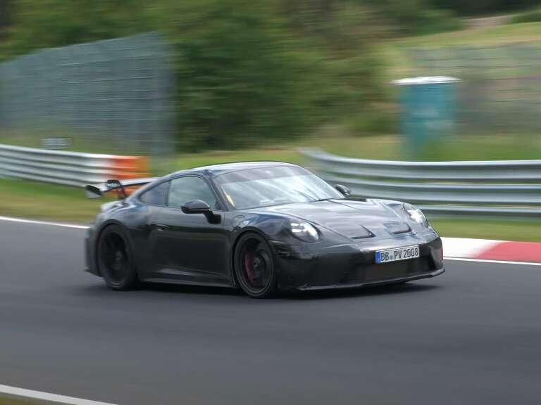 proto-aima-gia-ti-nea-porsche-911-gt3-sto-nurburgring-720629