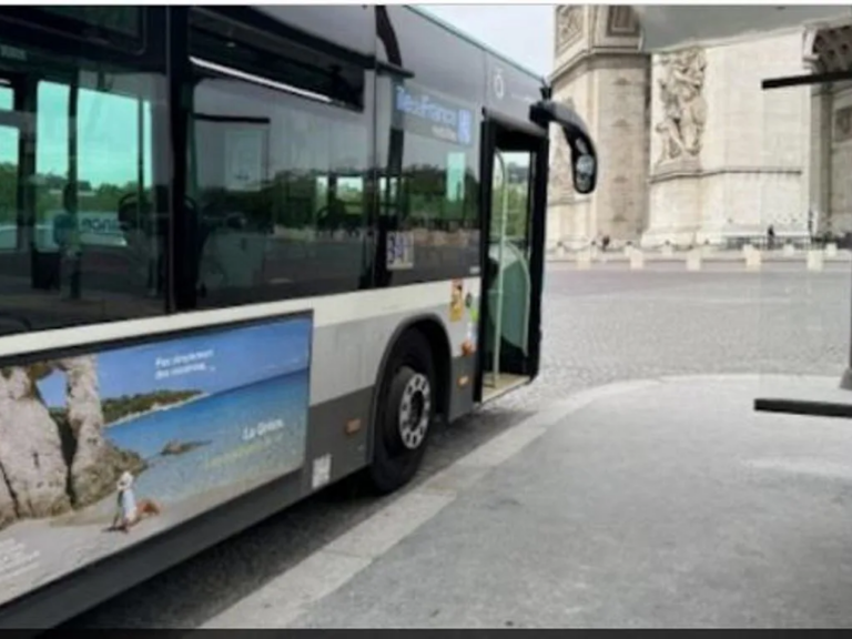 gallia-gemisan-ellada-oi-dromoi-kai-to-metro-tou-parisiou-721511