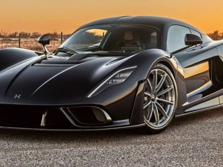 hennessey-venom-f5-epomenos-stochos-to-fragma-ton-483-chlm-ora-724924