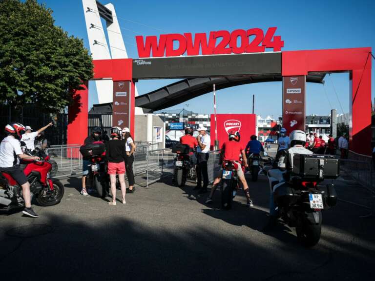 ducati-world-week-rekor-theaton-sti-giorti-tis-ducati-sto-misano-727100