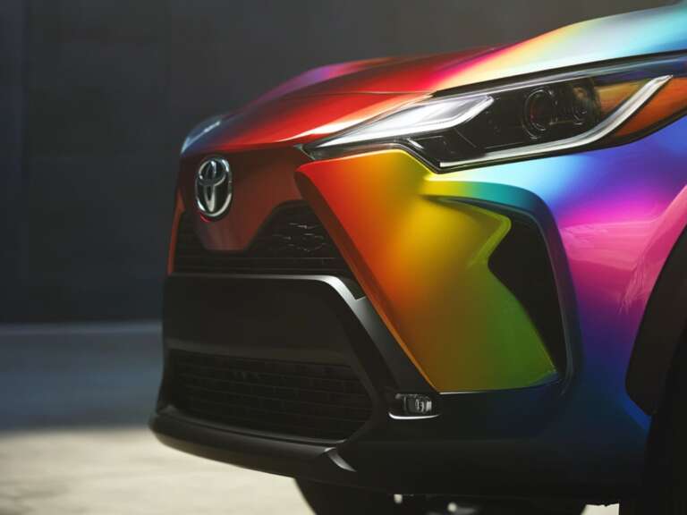 toyota-terma-i-dei-politiki-gia-poious-logous-stamata-ti-stirixi-se-lgbtq-ekdiloseis-733682