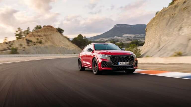 audi-rs-q8-performance-dyo-psyches-ena-soma-737726