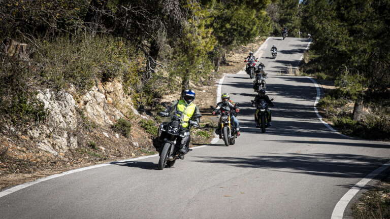 bmw-motorrad-roadshow-2025-zisame-tin-epelasi-ton-vavaron-stin-attiki-752911